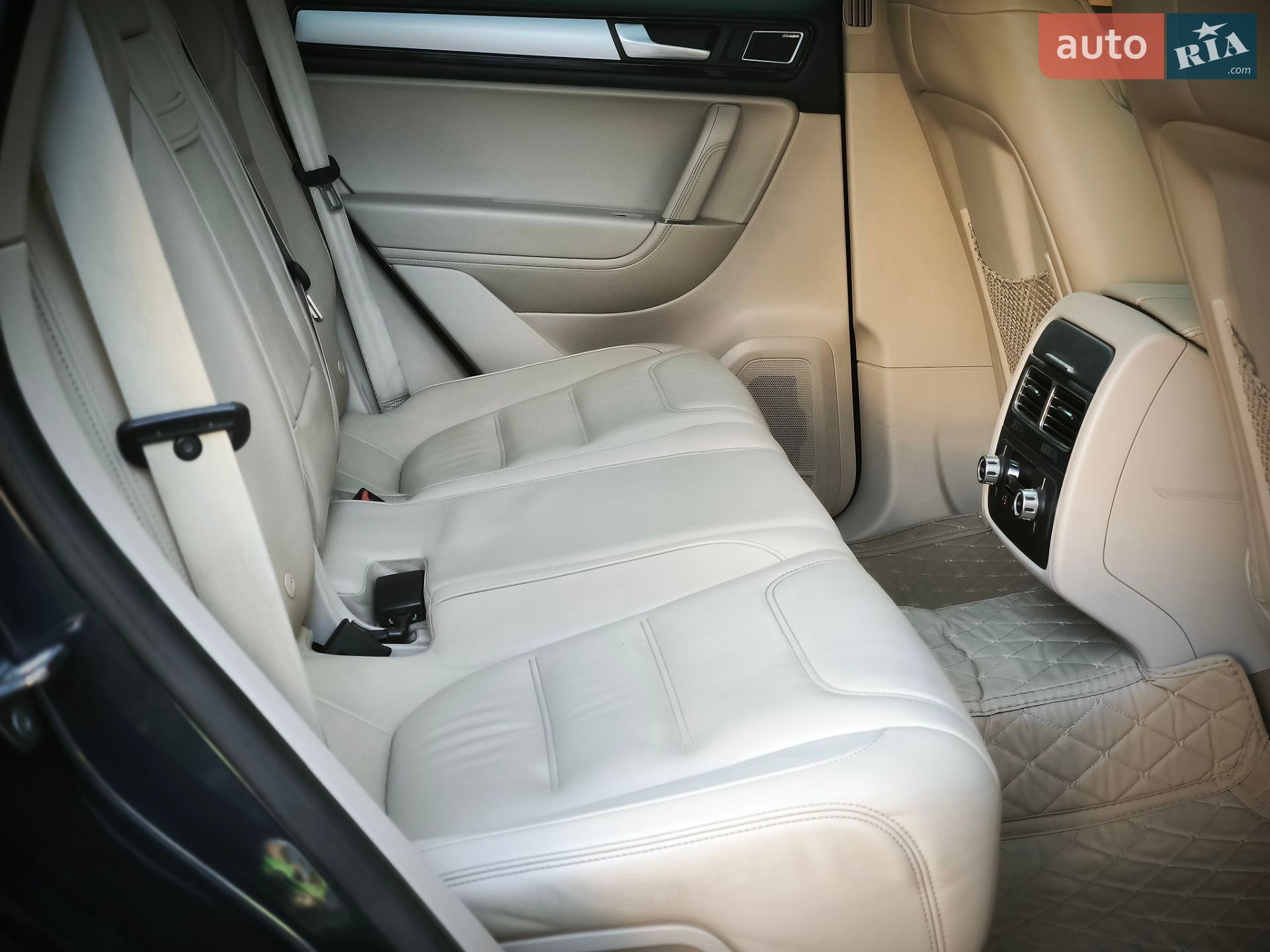 Volkswagen Touareg 2014 VIN WVGZZZ7PZED044873 фото оголошення 155 з 193
