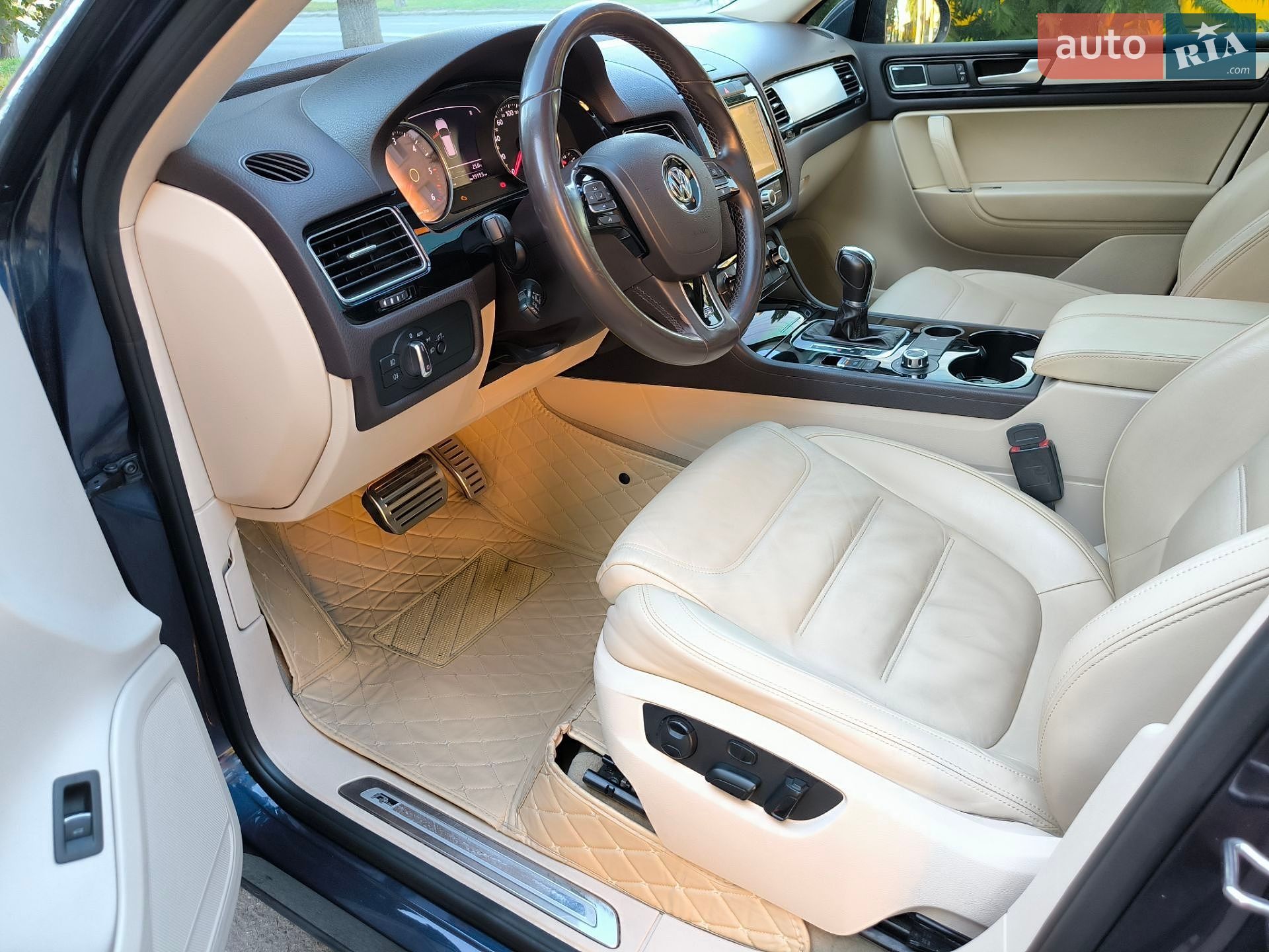 Volkswagen Touareg 2014 VIN WVGZZZ7PZED044873 фото оголошення 56 з 193