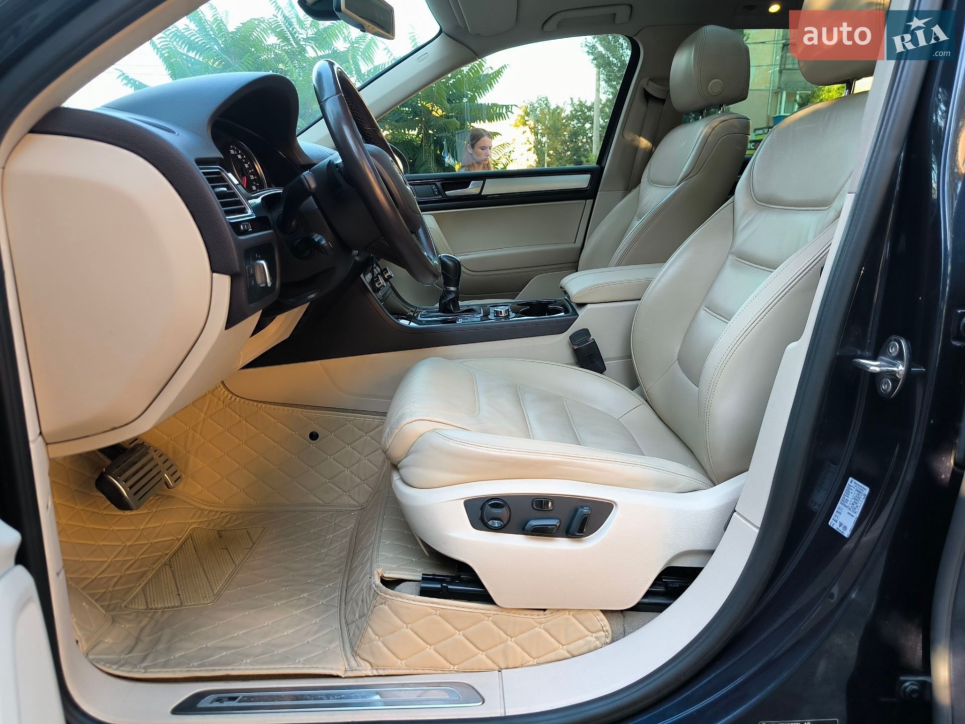 Volkswagen Touareg 2014 VIN WVGZZZ7PZED044873 фото оголошення 57 з 193