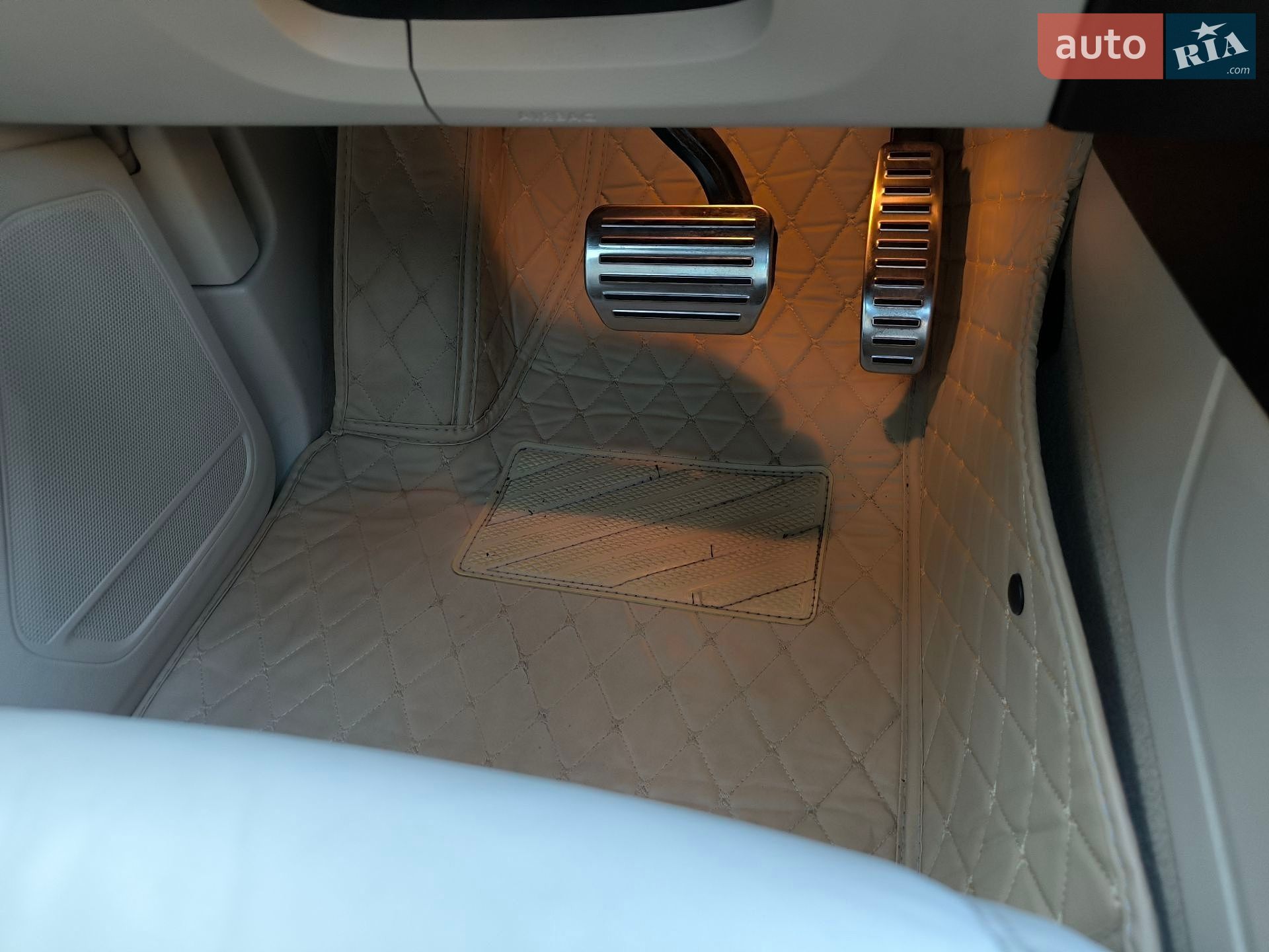 Volkswagen Touareg 2014 VIN WVGZZZ7PZED044873 фото оголошення 170 з 193
