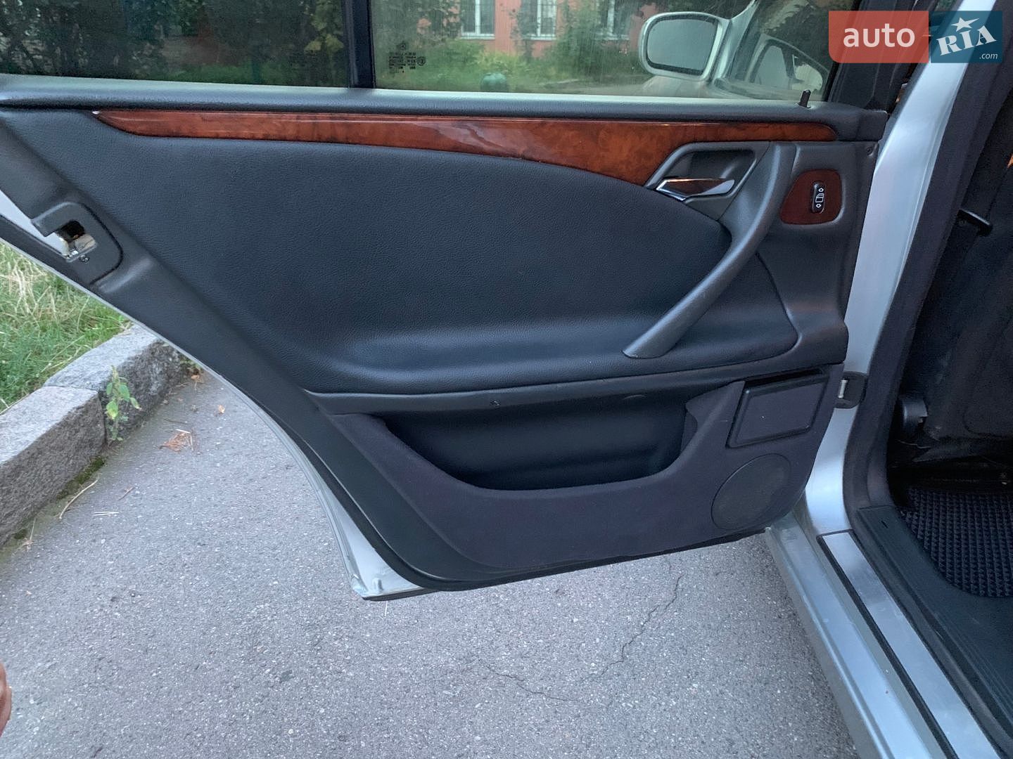 Mercedes-Benz E-Class 2001 VIN WDB2100261B424626 фото оголошення 13 з 30