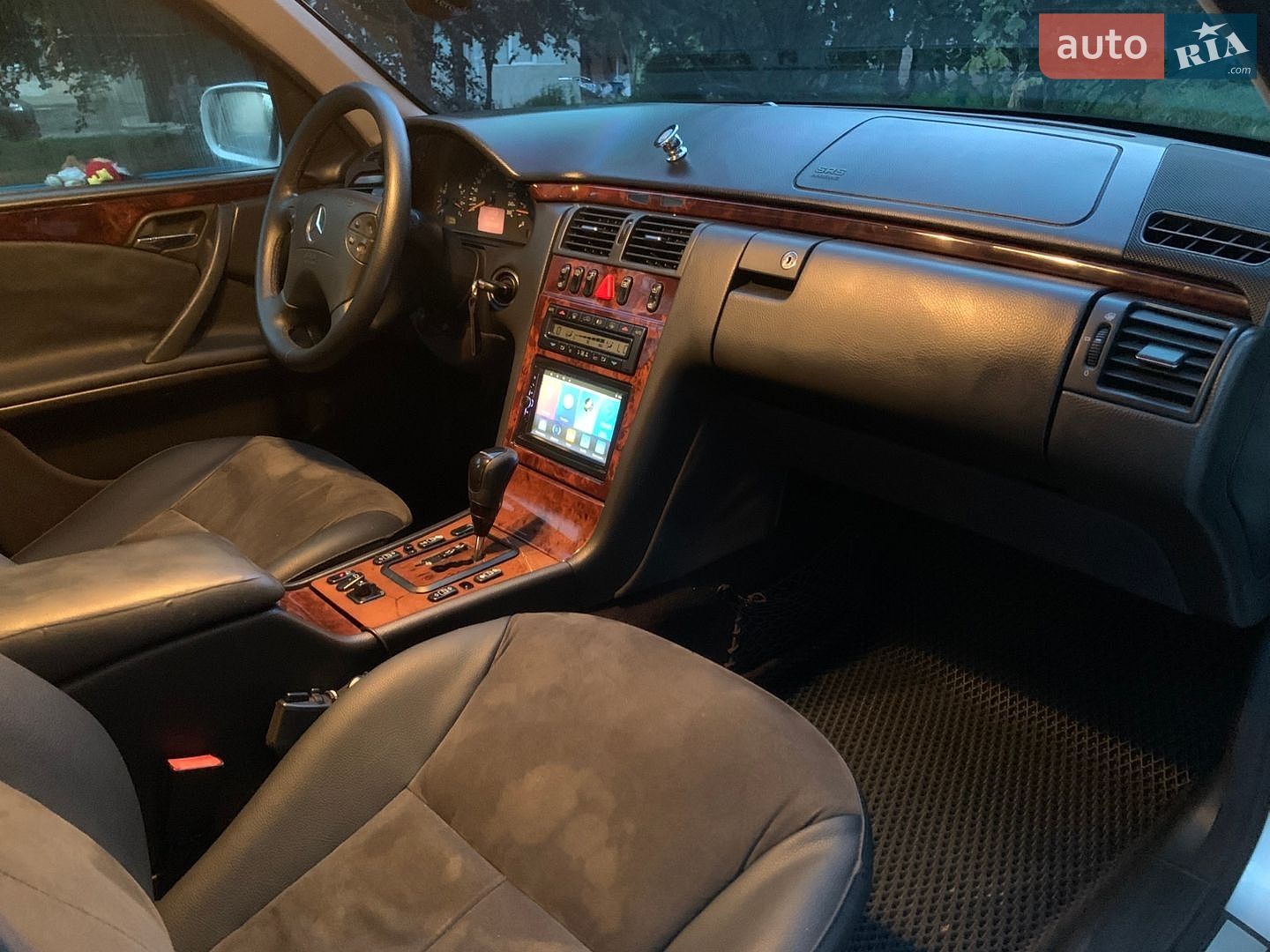 Mercedes-Benz E-Class 2001 VIN WDB2100261B424626 фото оголошення 18 з 30