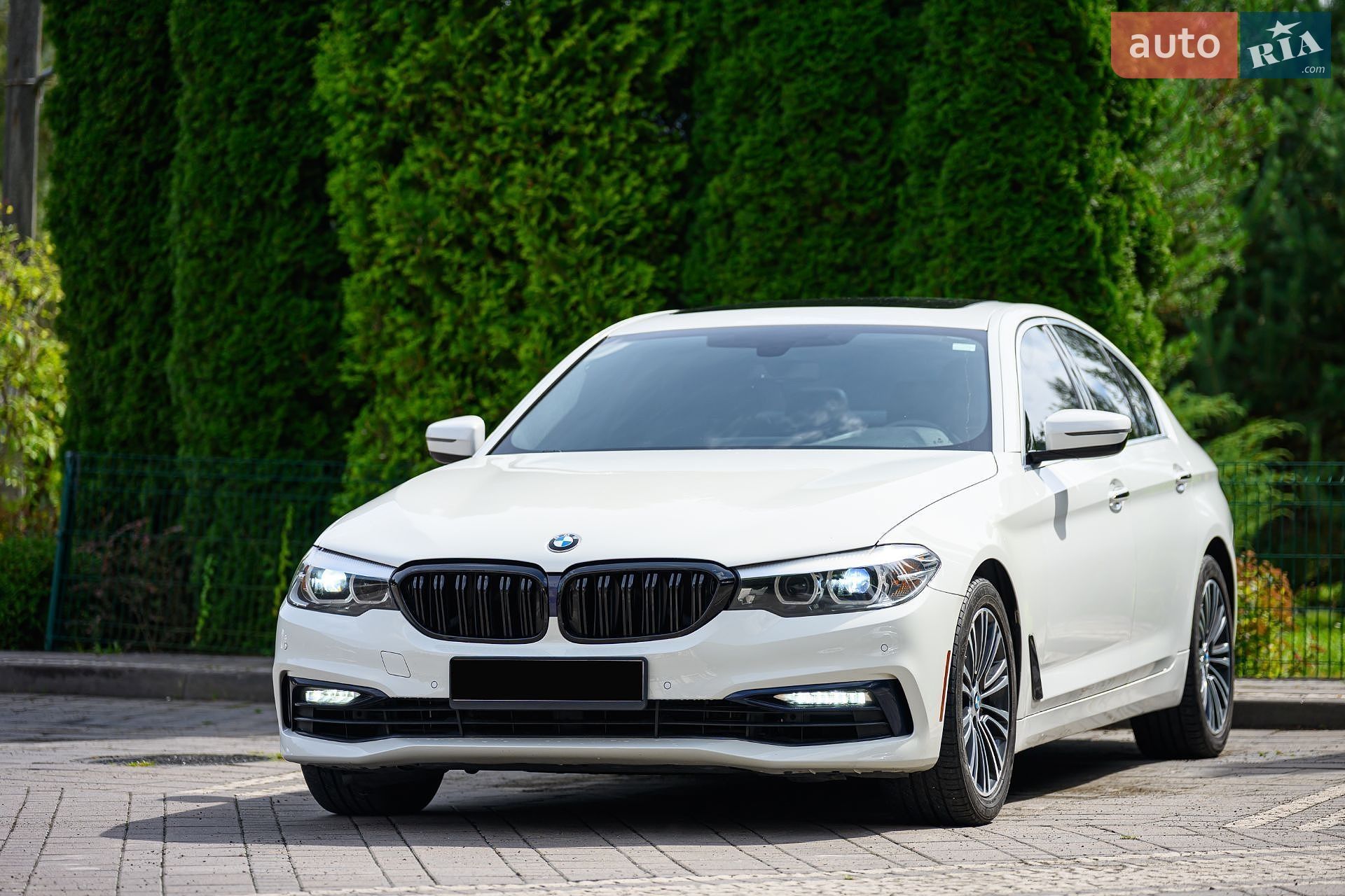 BMW 5 Series 2017 VIN WBAJA5C36HG895028 фото оголошення 6 з 65