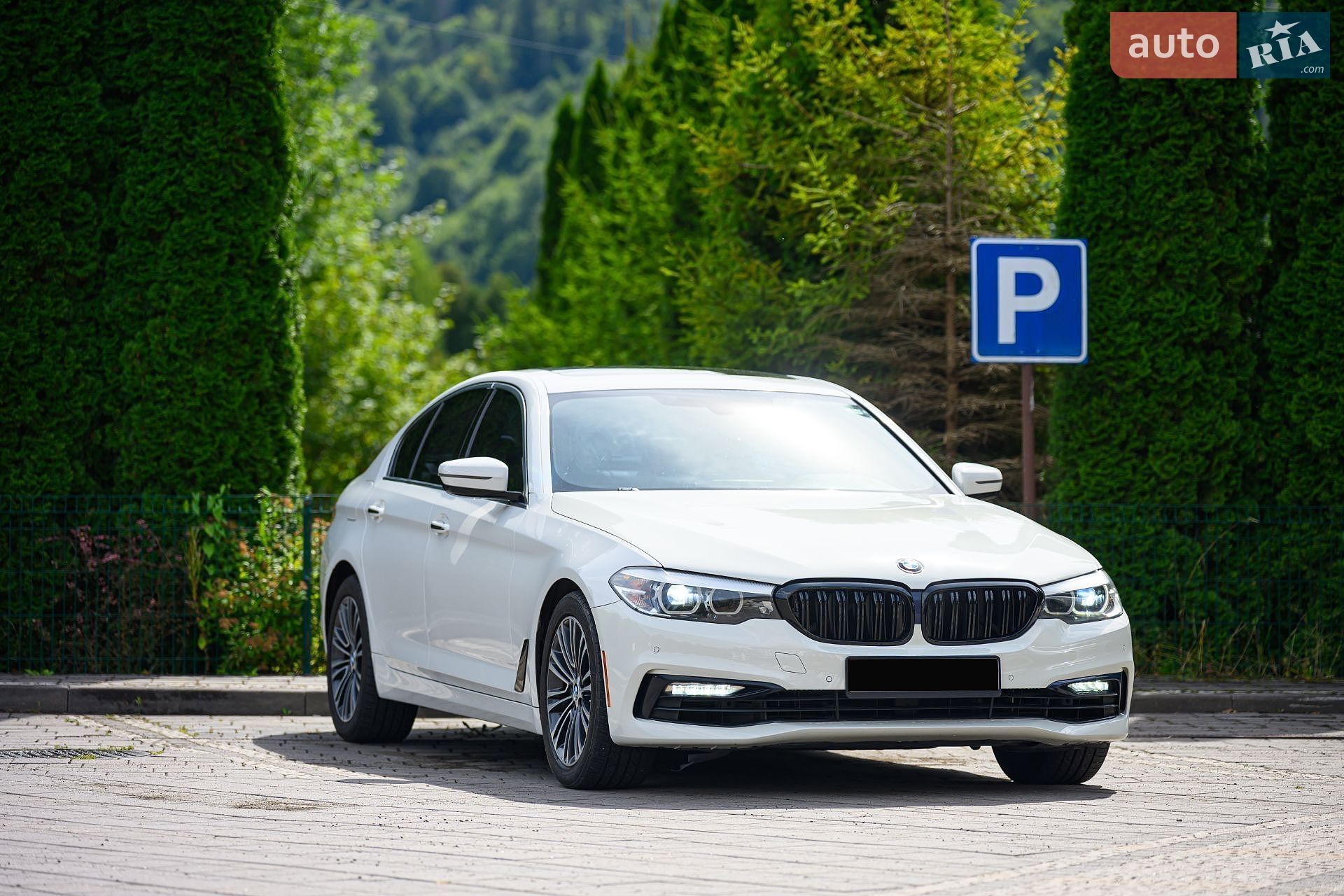 BMW 5 Series 2017 VIN WBAJA5C36HG895028 фото оголошення 11 з 65