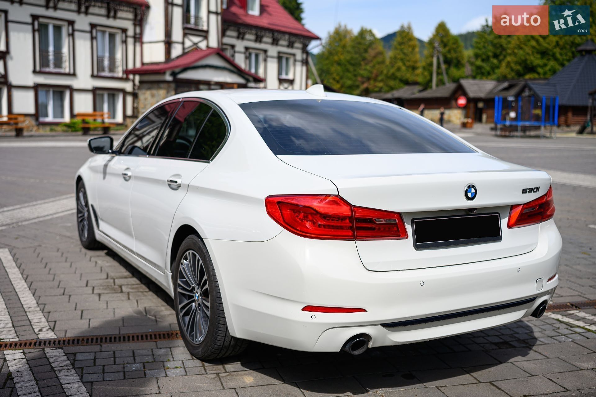 BMW 5 Series 2017 VIN WBAJA5C36HG895028 фото оголошення 22 з 65