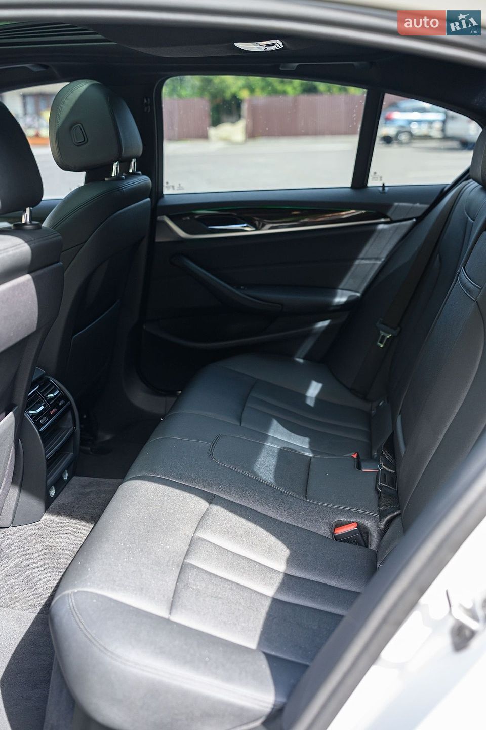 BMW 5 Series 2017 VIN WBAJA5C36HG895028 фото оголошення 54 з 65