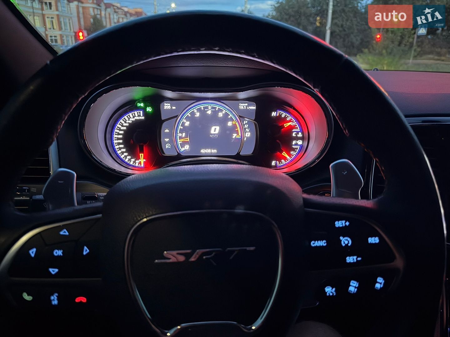 Jeep Grand Cherokee 2019 VIN 1C4RJFAG9LC240895 фото оголошення 4 з 14