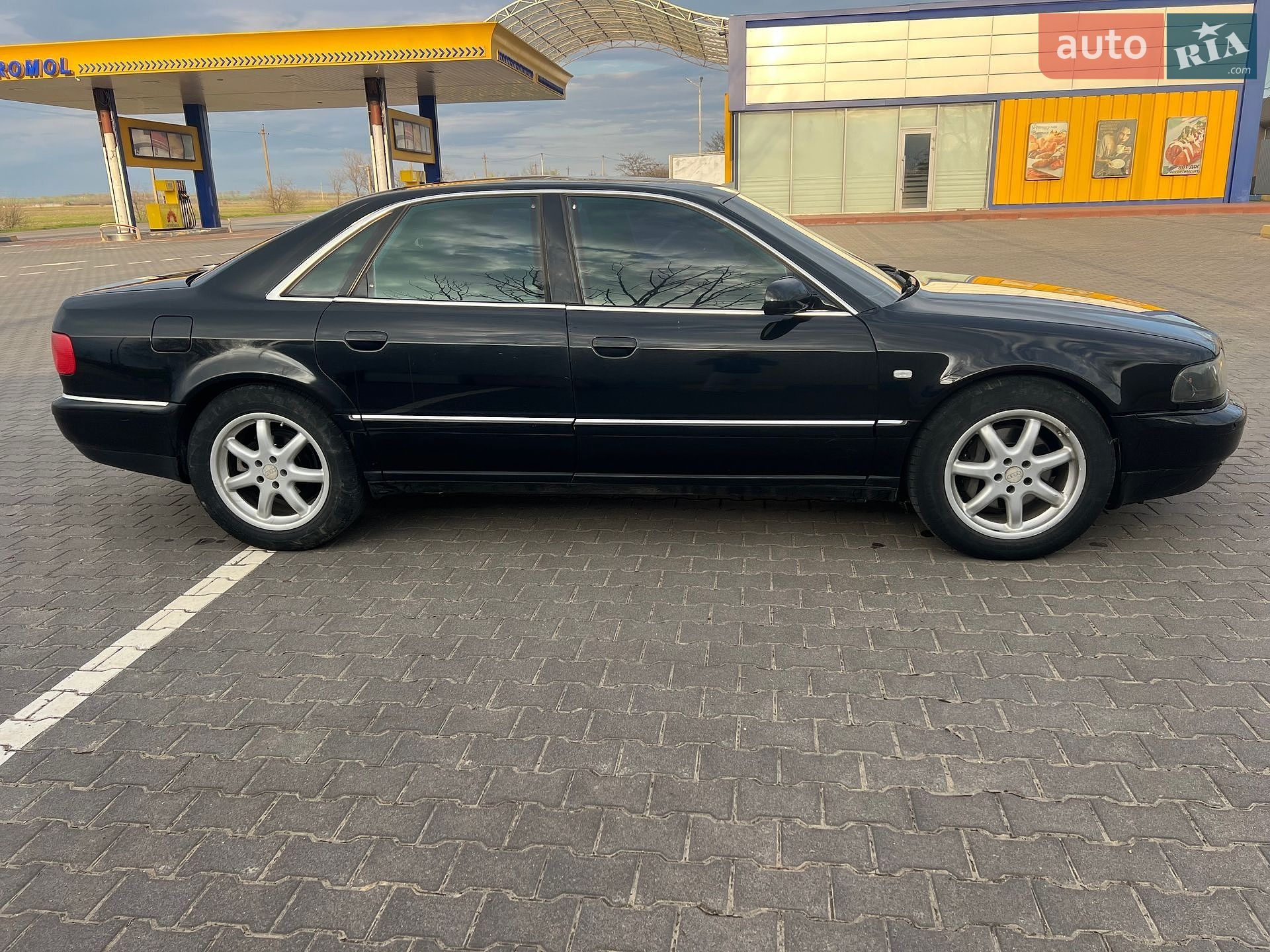 Audi S8 1999 VIN WAUZZZ4DZYN002177 фото оголошення 8 з 11