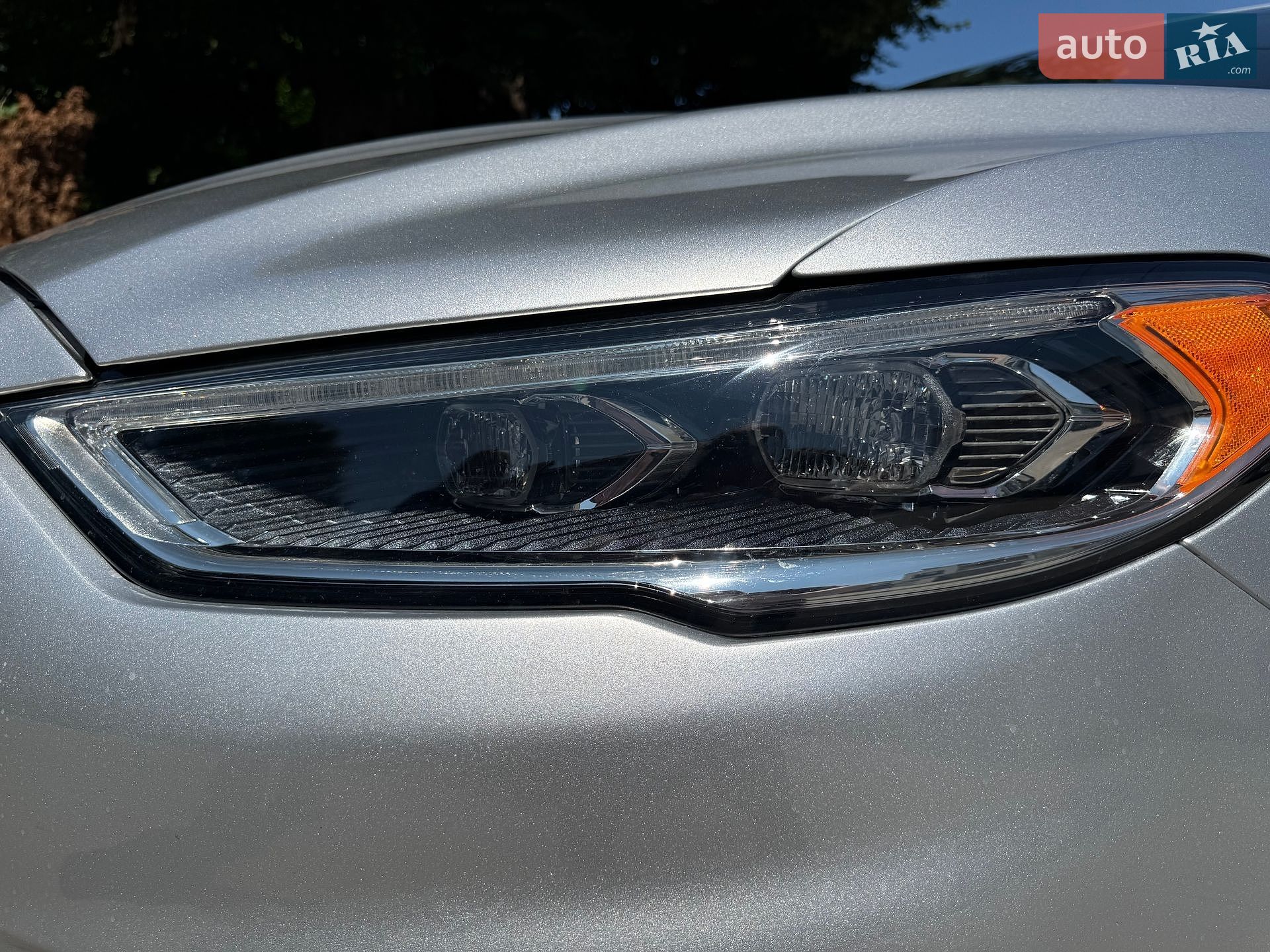 Ford Fusion 2019 VIN 3FA6P0RU0KR273928 фото оголошення 9 з 41