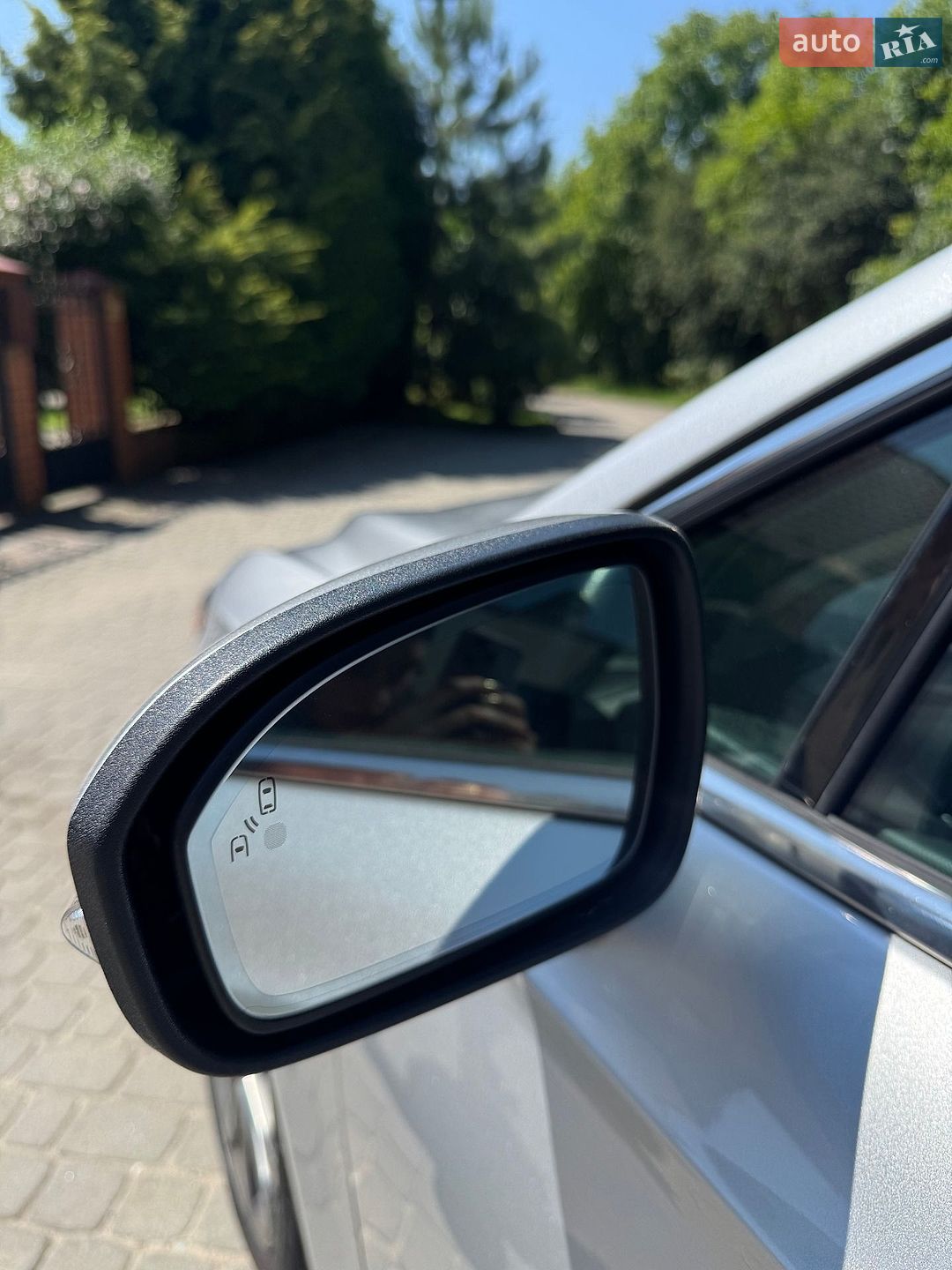 Ford Fusion 2019 VIN 3FA6P0RU0KR273928 фото оголошення 17 з 41