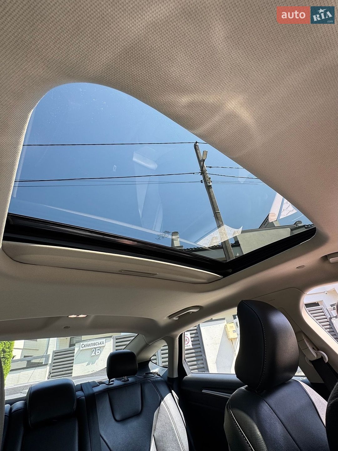 Ford Fusion 2019 VIN 3FA6P0RU0KR273928 фото оголошення 33 з 41