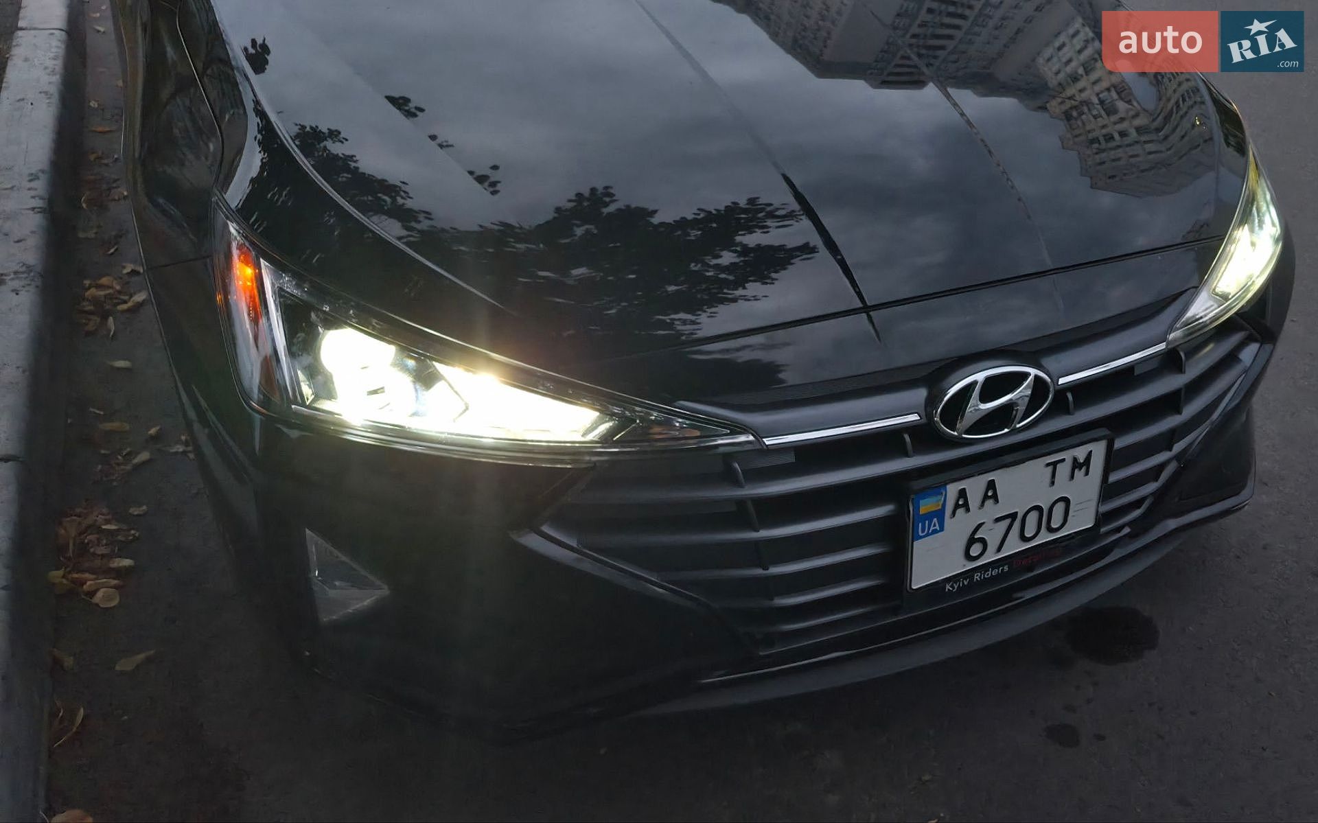 Hyundai Elantra 2019 VIN 5NPD84LF5KH444210 фото оголошення 3 з 14