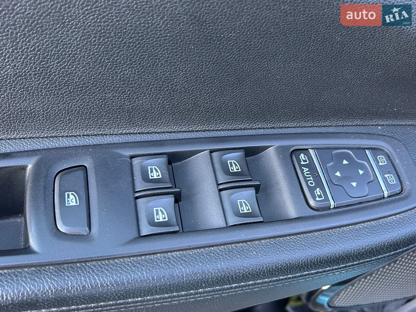 Renault Zoe 2019 VIN VF1AG000263201873 фото оголошення 22 з 38