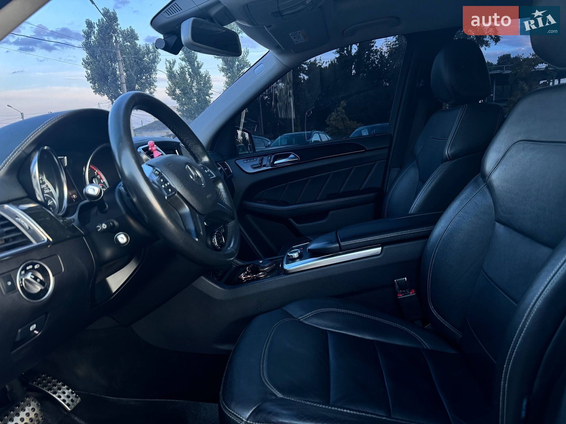 Mercedes-Benz GL-Class 2015 VIN WDC1668561A525056 фото оголошення 17 з 36