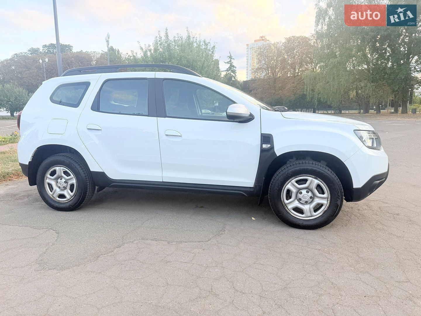 Renault Duster 2023 VIN VF1HJD40X70640372 фото оголошення 8 з 36