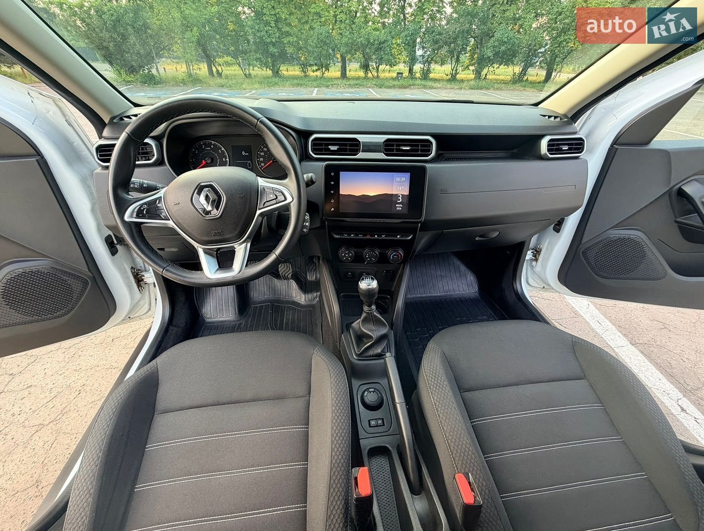 Renault Duster 2023 VIN VF1HJD40X70640372 фото оголошення 18 з 36