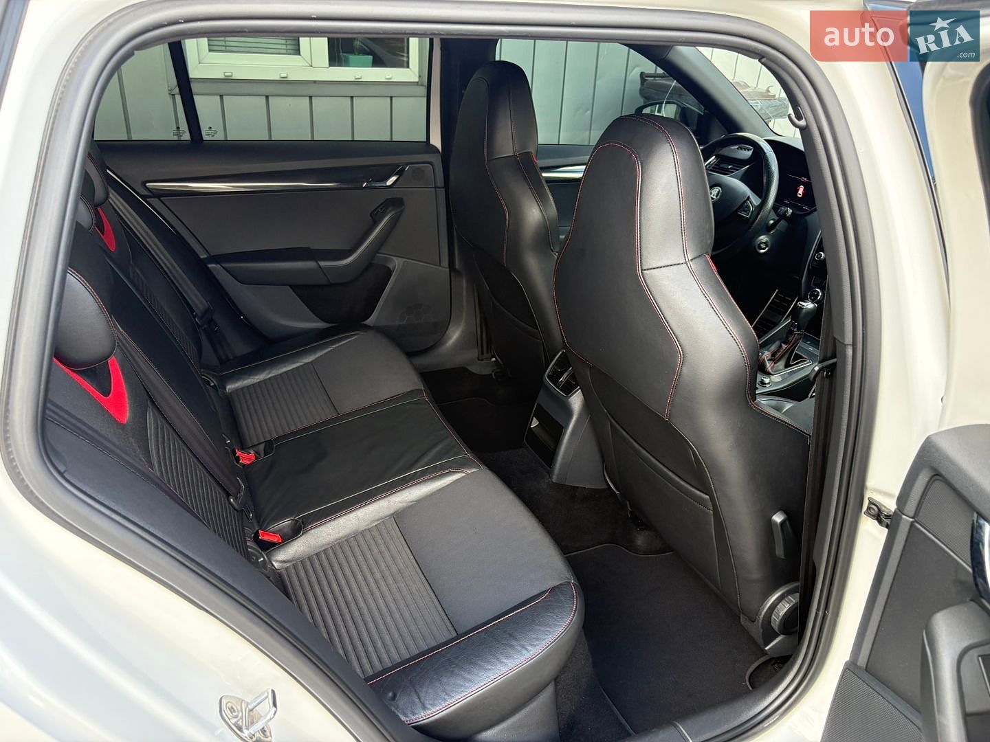 Skoda Octavia 2013 VIN TMBJK7NE0E0103700 фото оголошення 30 з 87