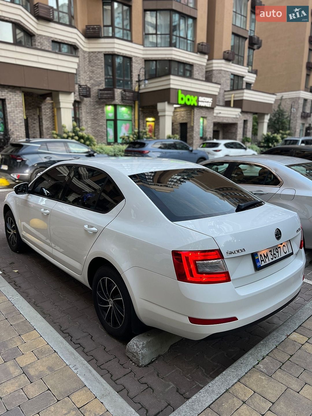 Skoda Octavia 2013 VIN TMBAC2NE8EB006202 фото оголошення 4 з 17