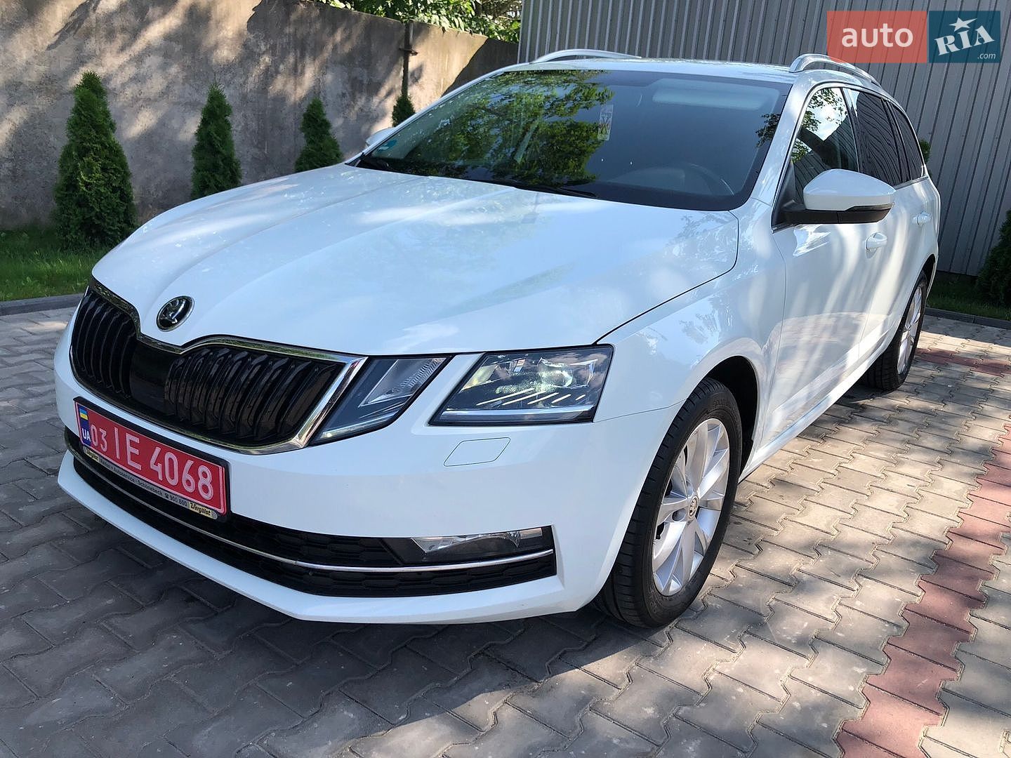Skoda Octavia 2019 VIN TMBJJ7NE1K0108631 фото оголошення 3 з 29
