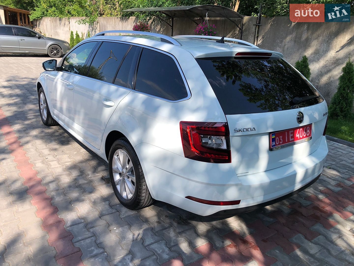 Skoda Octavia 2019 VIN TMBJJ7NE1K0108631 фото оголошення 10 з 29