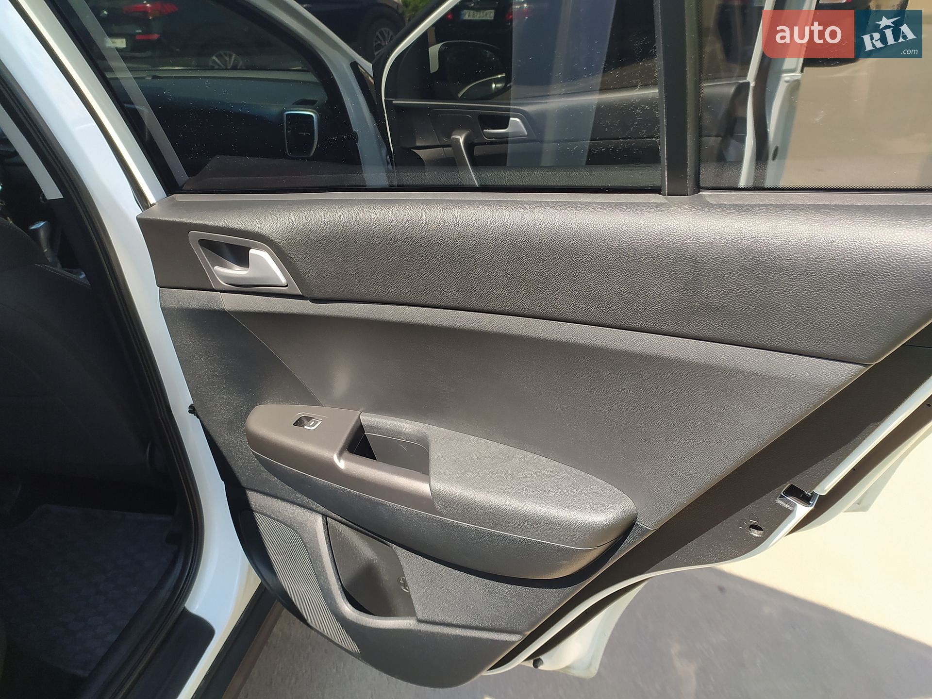 Kia Sportage 2021 VIN U5YPG814AML046483 фото оголошення 29 з 39