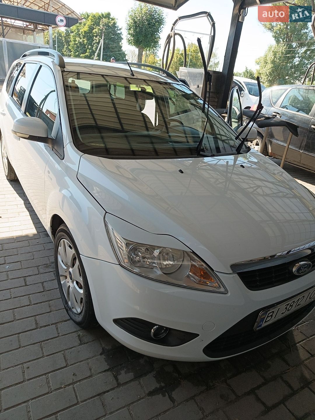 Ford Focus 2010 VIN WF0SXXGCDSAR58733 фото оголошення 2 з 15