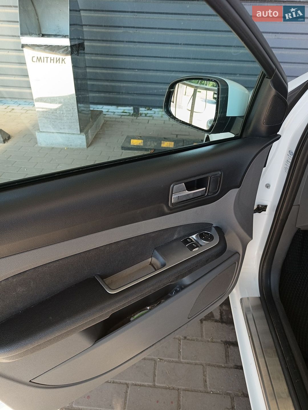 Ford Focus 2010 VIN WF0SXXGCDSAR58733 фото оголошення 14 з 15