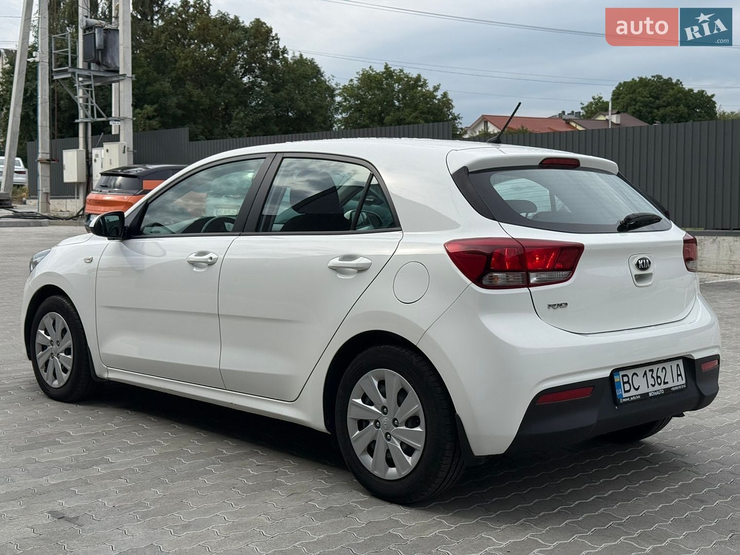 Kia Rio 2018 VIN KNADC512AK6221619 фото оголошення 4 з 23