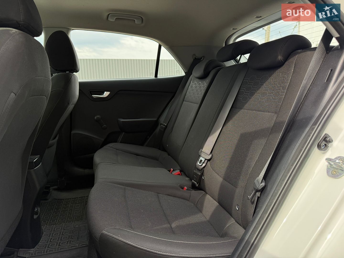Kia Rio 2018 VIN KNADC512AK6221619 фото оголошення 14 з 23