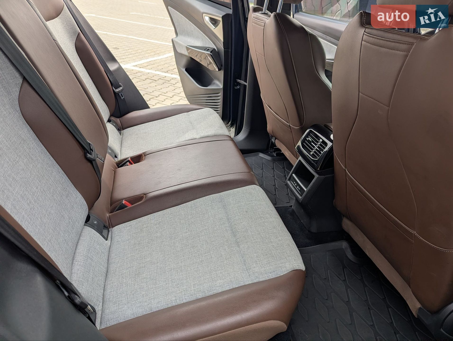 Volkswagen ID.4 2023 VIN 1V2CMPE88PC046952 фото оголошення 18 з 21
