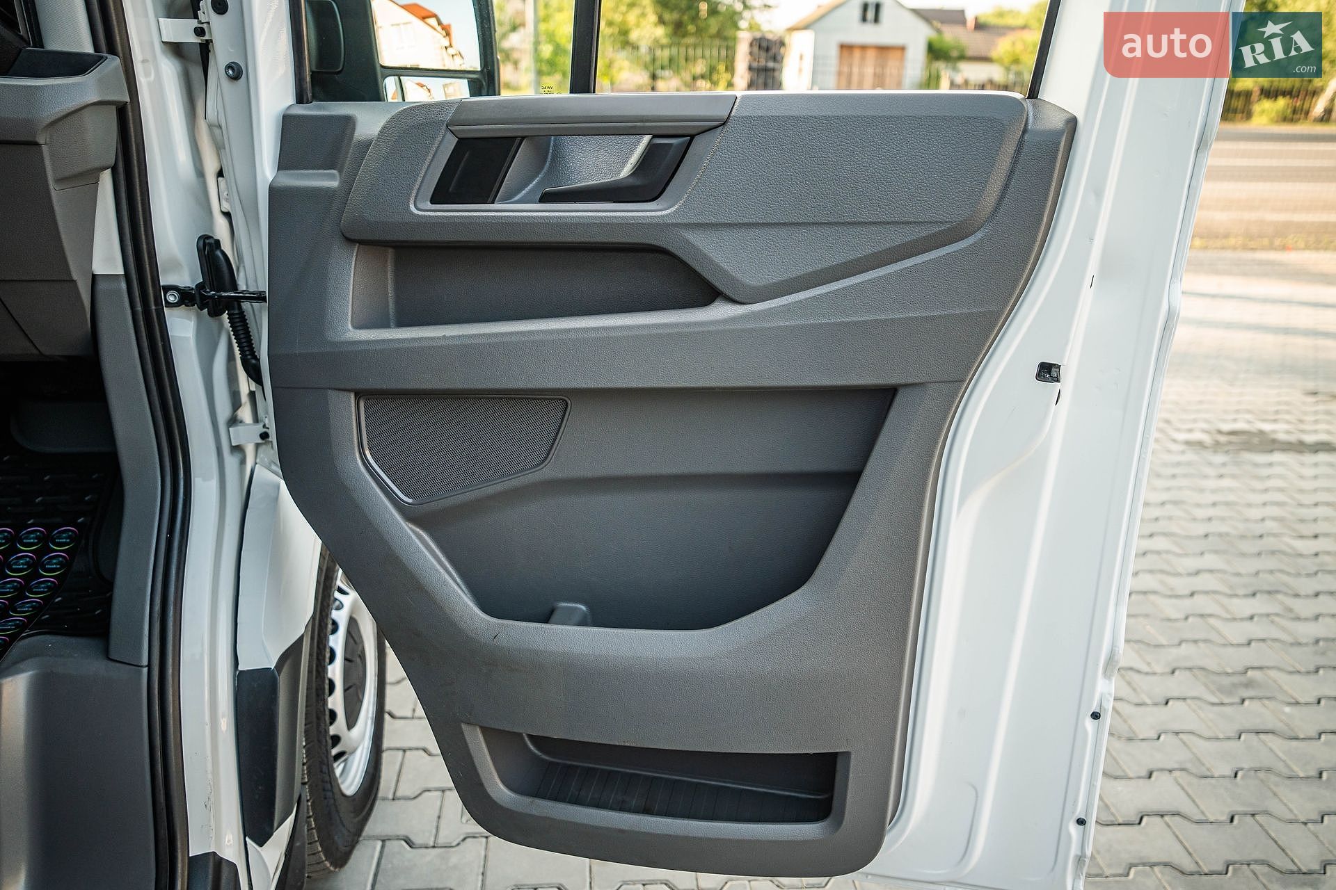 Volkswagen Crafter 2019 VIN WV1ZZZSYZK9052573 фото оголошення 32 з 71