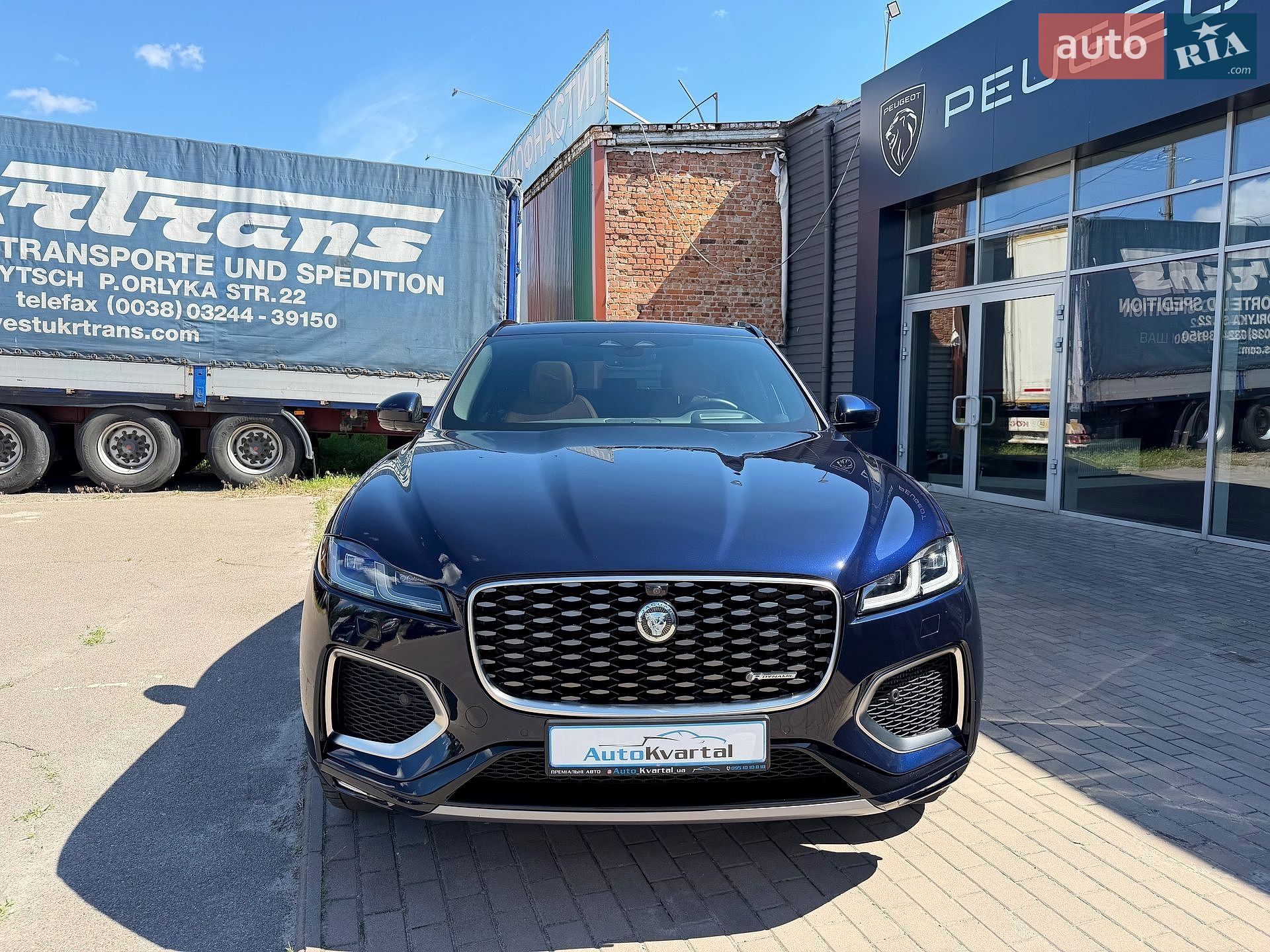 Jaguar F-Pace 2024 VIN SADCT2FU7SA750362 фото оголошення 13 з 65