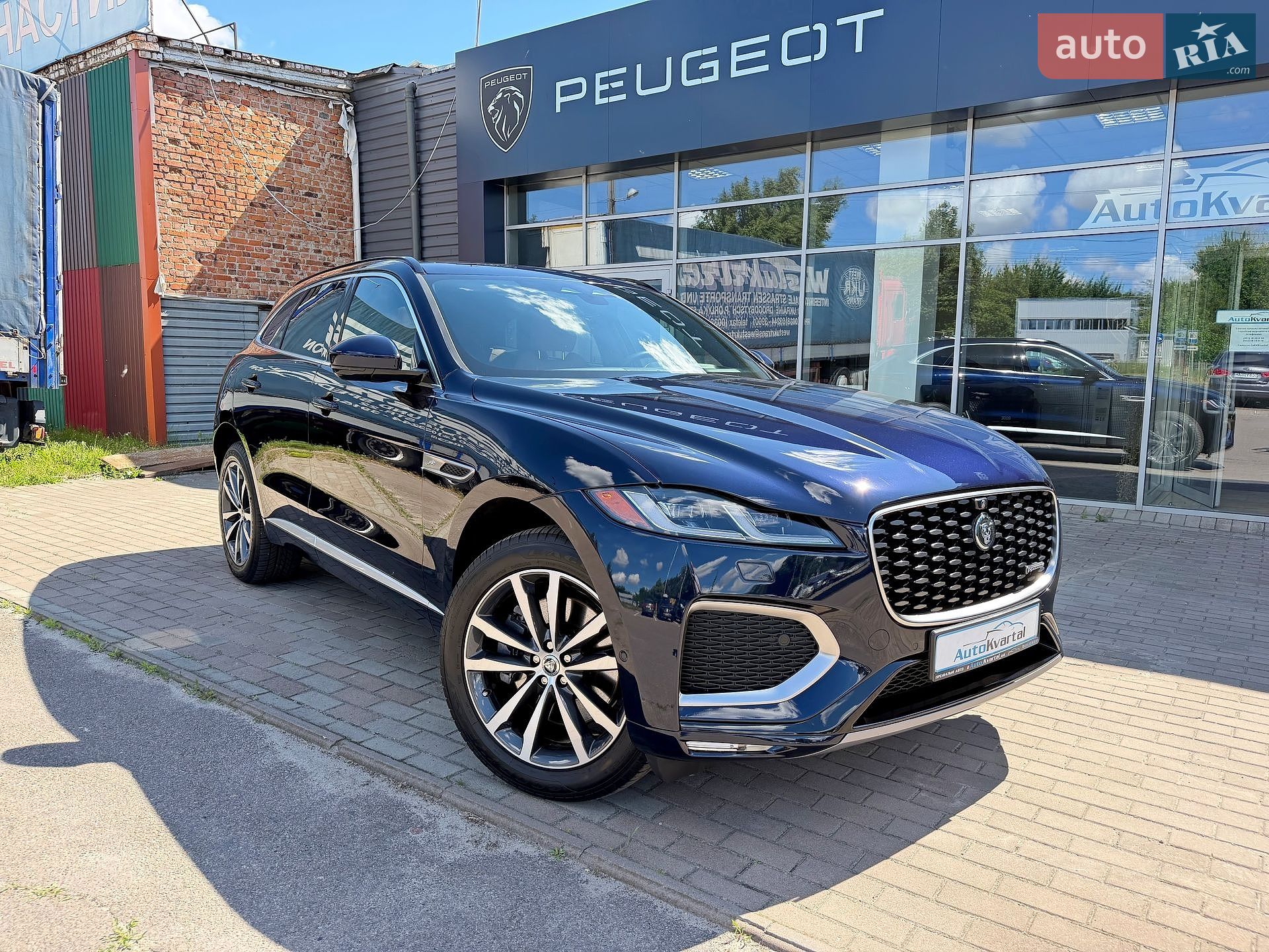 Jaguar F-Pace 2024 VIN SADCT2FU7SA750362 фото оголошення 12 з 65