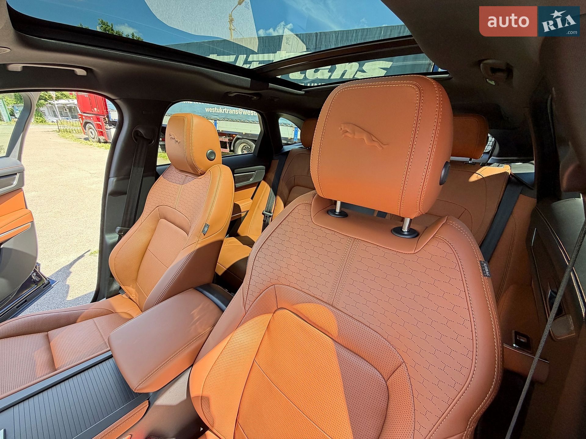 Jaguar F-Pace 2024 VIN SADCT2FU7SA750362 фото оголошення 21 з 65