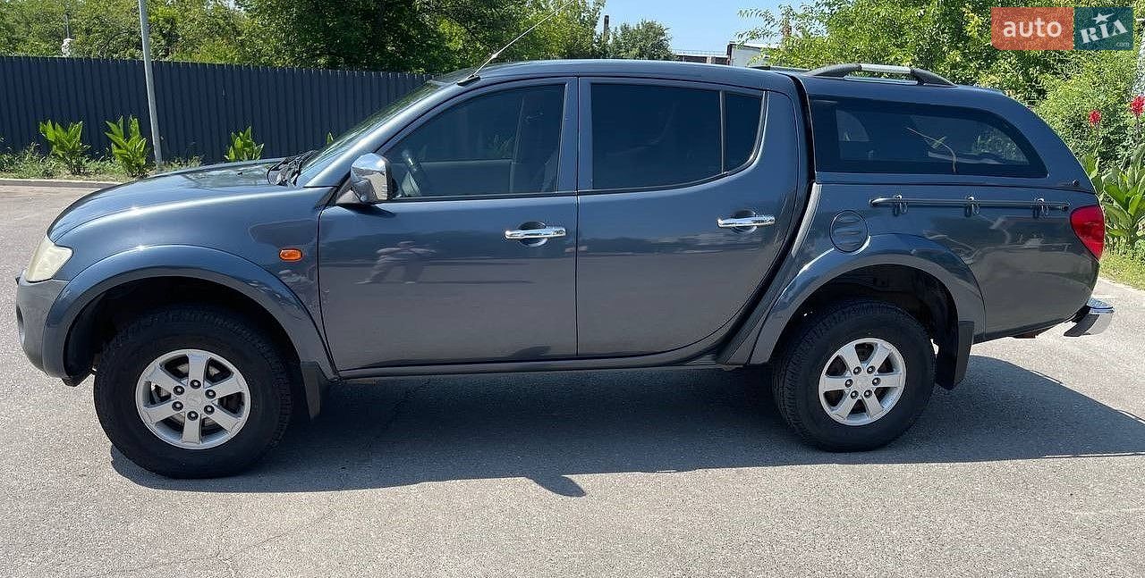 Mitsubishi L 200 2007 VIN MMBJNKB407D073165 фото оголошення 3 з 18