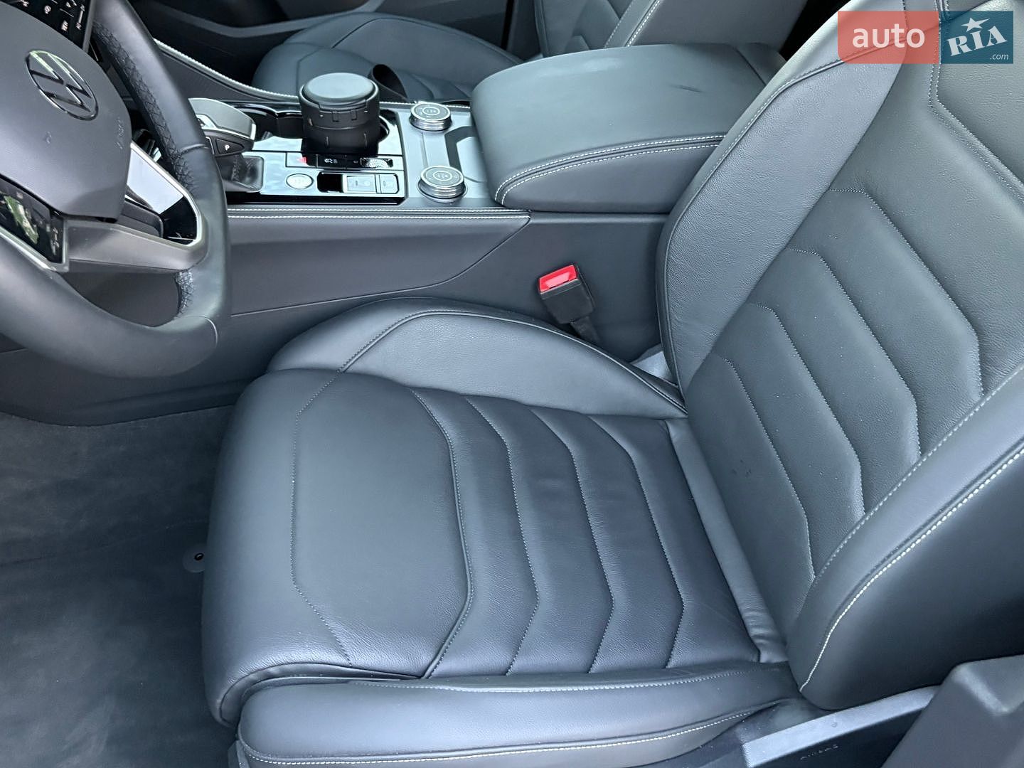 Volkswagen Touareg 2024 VIN WVGZZZCR6RD025305 фото оголошення 13 з 29
