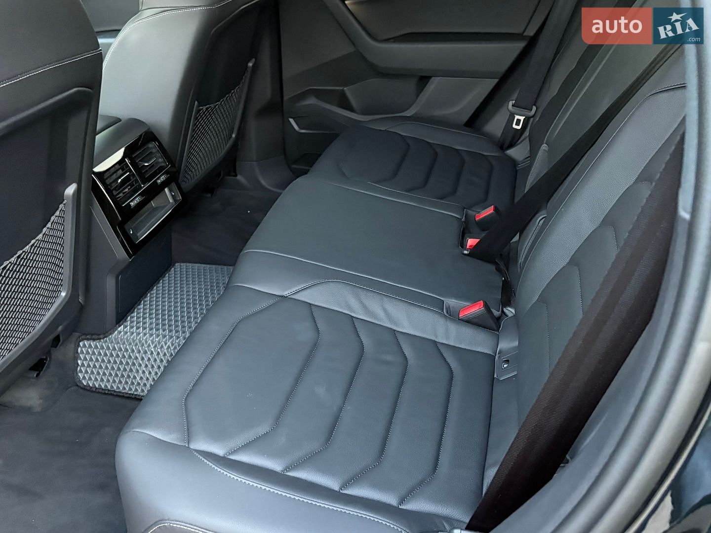 Volkswagen Touareg 2024 VIN WVGZZZCR6RD025305 фото оголошення 14 з 29