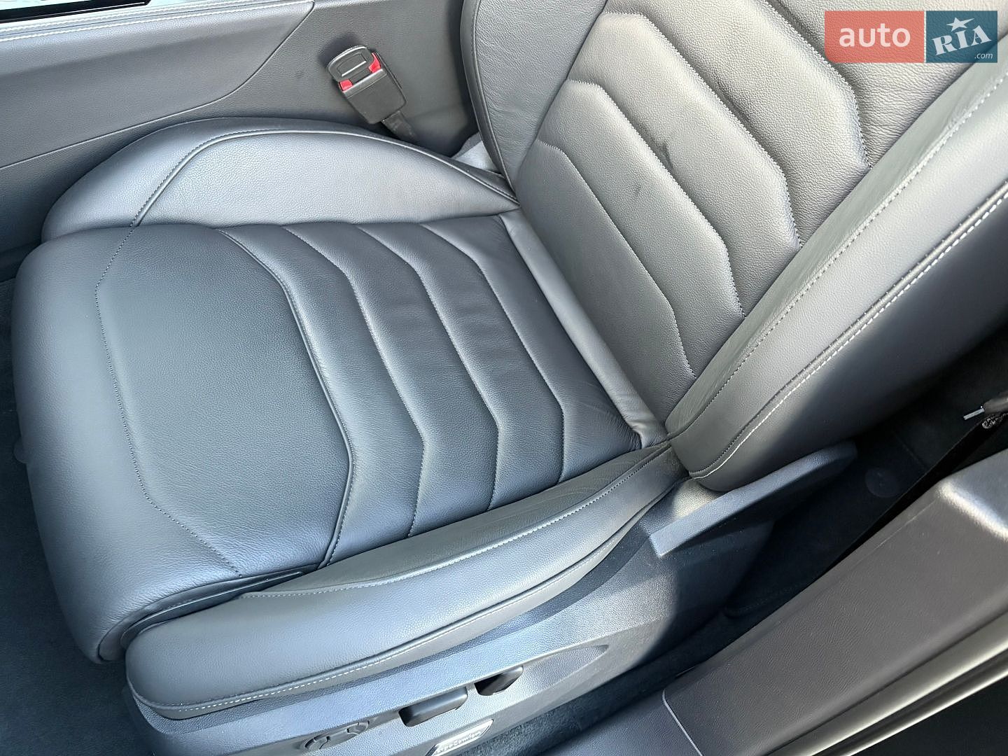 Volkswagen Touareg 2024 VIN WVGZZZCR6RD025305 фото оголошення 16 з 29