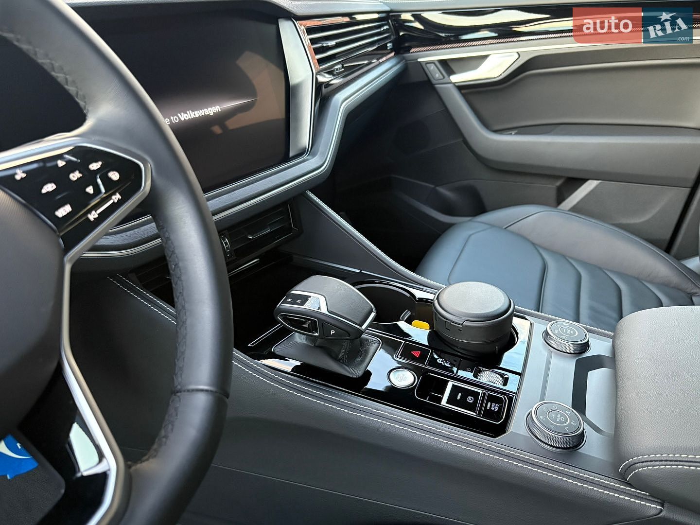 Volkswagen Touareg 2024 VIN WVGZZZCR6RD025305 фото оголошення 29 з 29