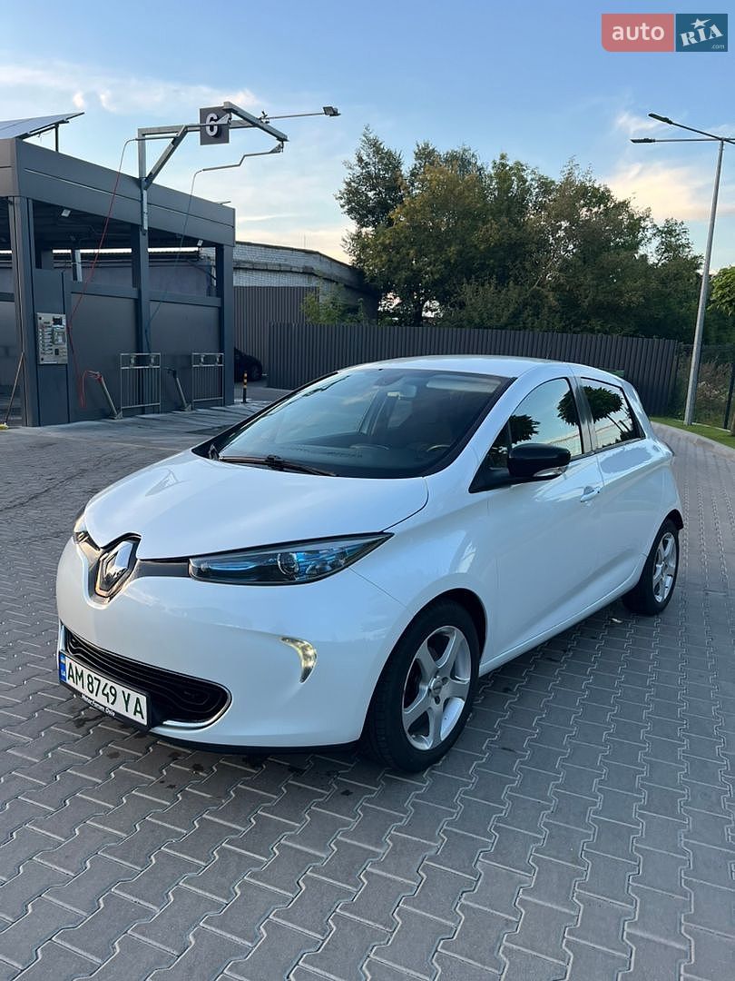 Renault Zoe 2017 VIN VF1AGVYF056916123 фото оголошення 2 з 28
