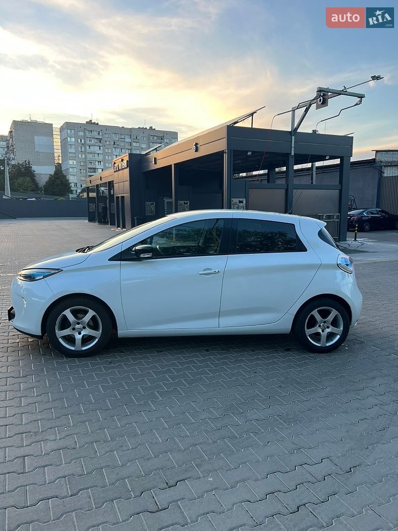 Renault Zoe 2017 VIN VF1AGVYF056916123 фото оголошення 5 з 28