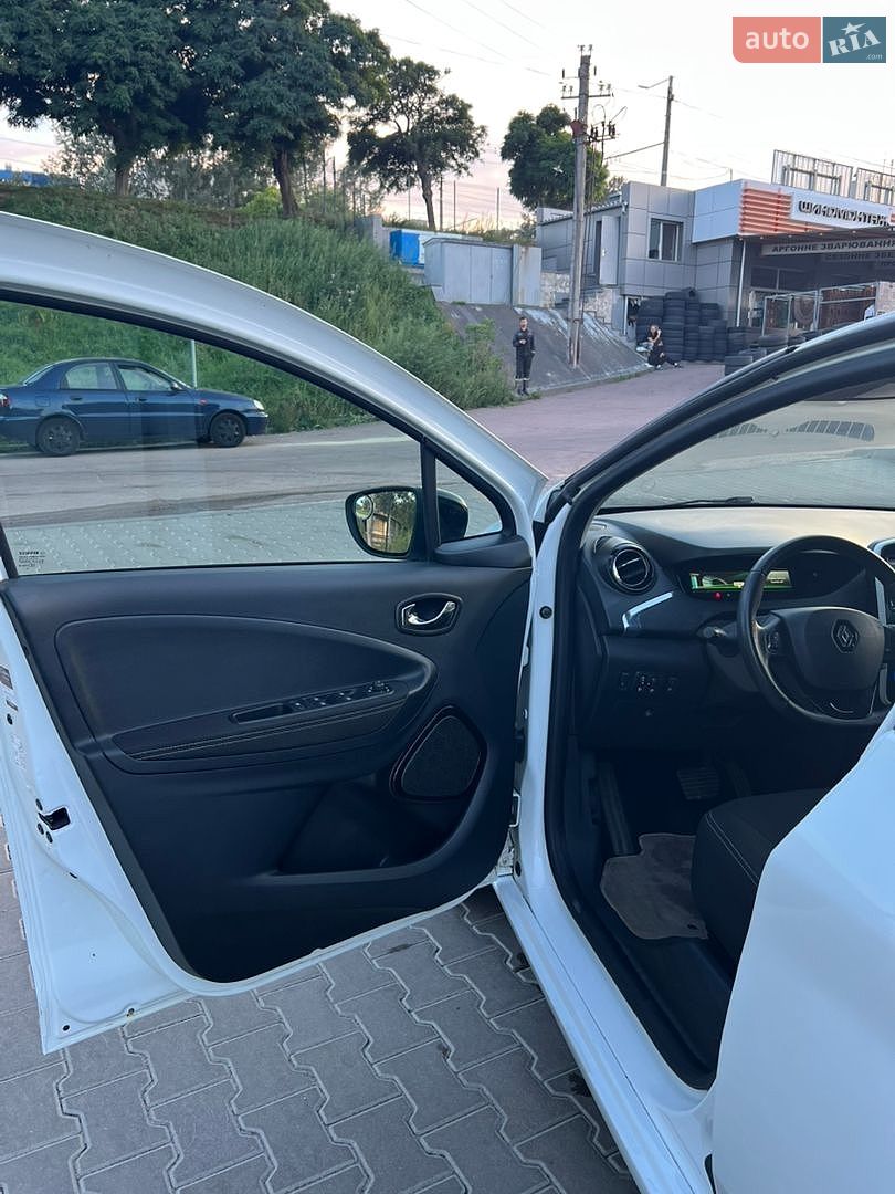 Renault Zoe 2017 VIN VF1AGVYF056916123 фото оголошення 13 з 28