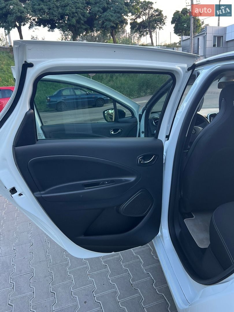 Renault Zoe 2017 VIN VF1AGVYF056916123 фото оголошення 14 з 28