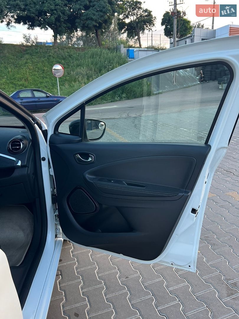 Renault Zoe 2017 VIN VF1AGVYF056916123 фото оголошення 15 з 28