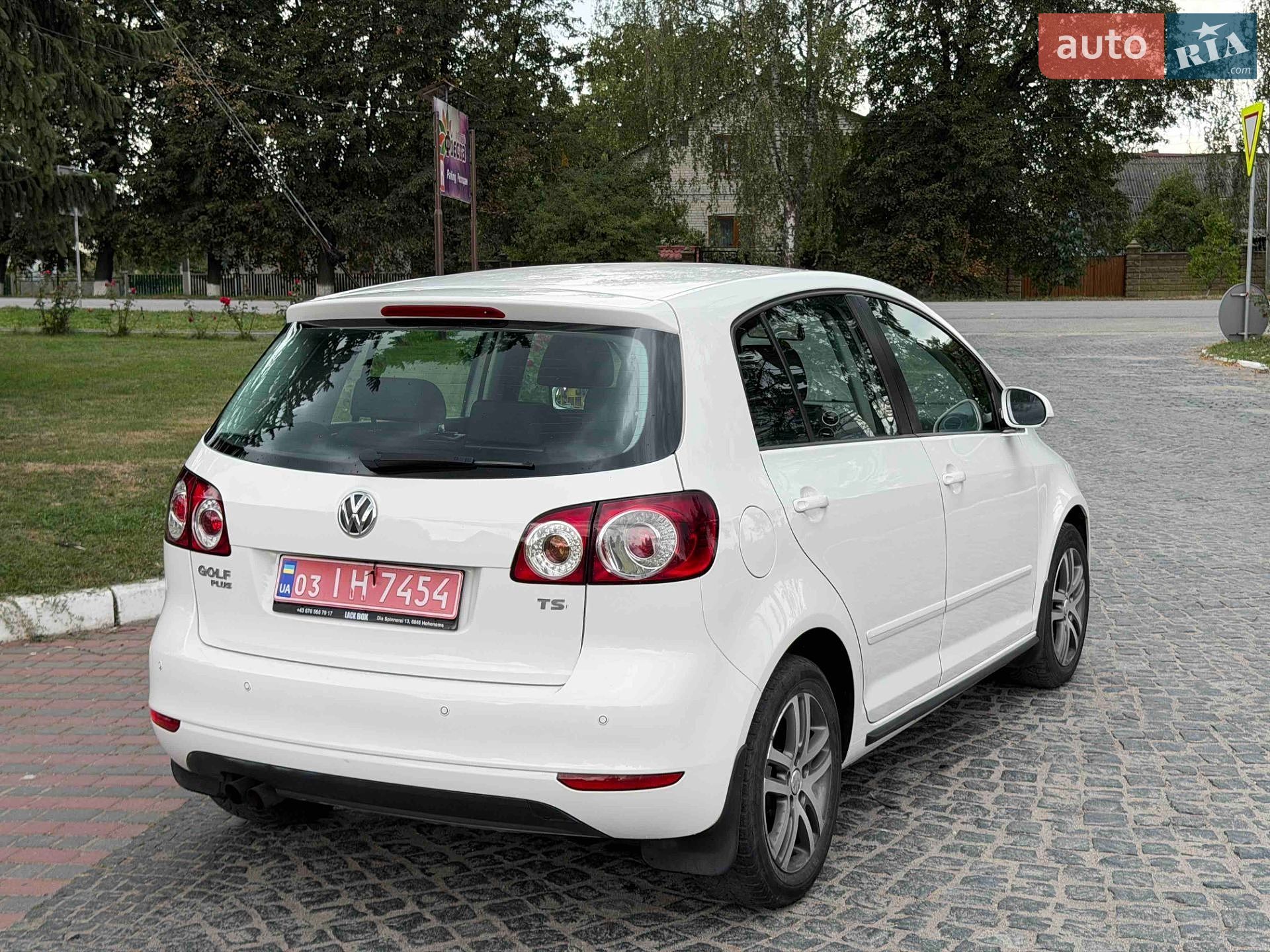 Volkswagen Golf 2011 VIN WVWZZZ1KZCW558518 фото оголошення 2 з 10