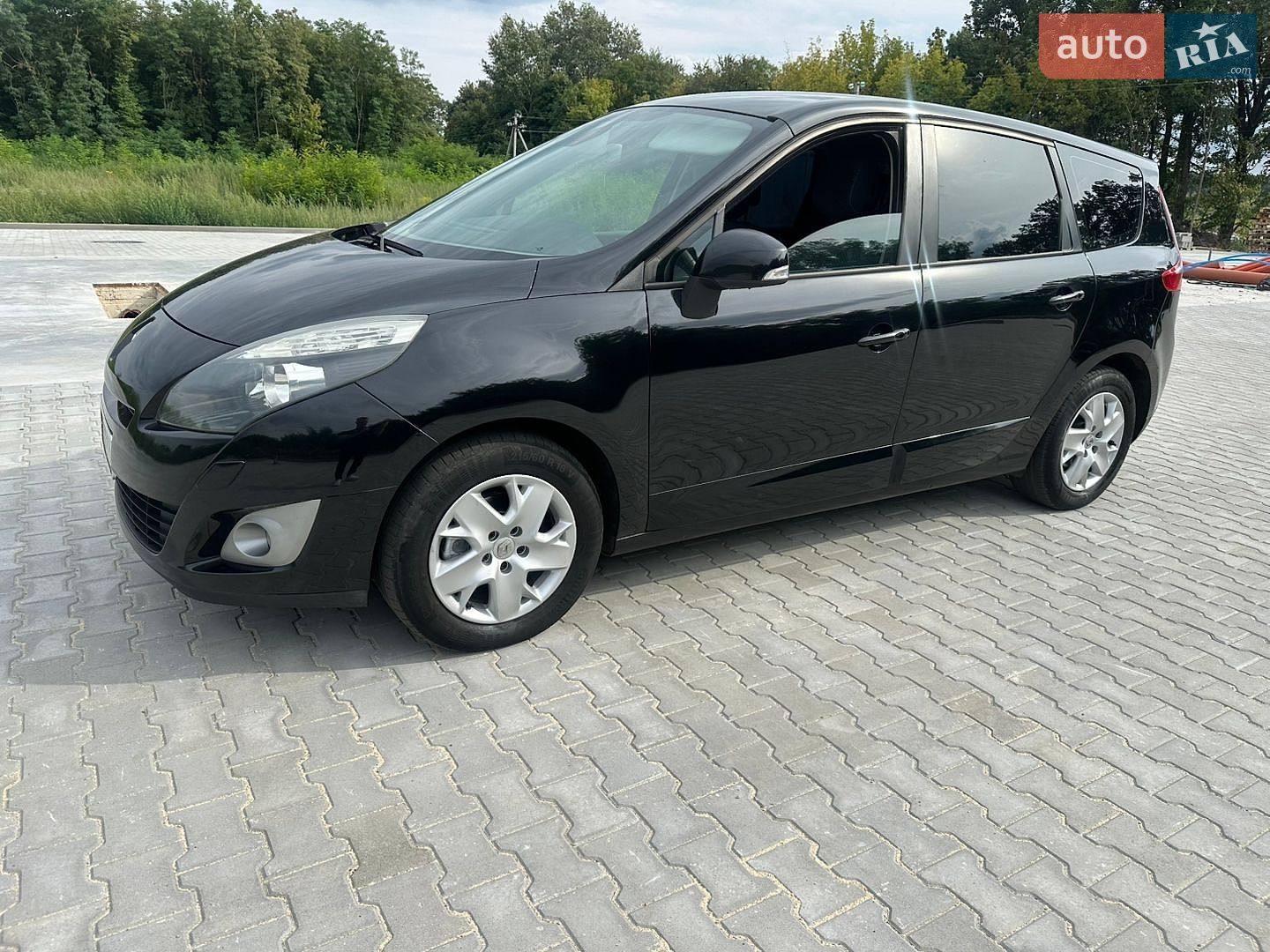 Renault Grand Scenic 2011 VIN VF1JZ1GB644846282 фото оголошення 3 з 23