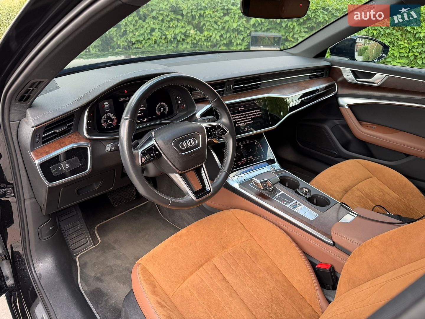 Audi A6 2019 VIN WAUL2AF28KN099062 фото оголошення 13 з 28