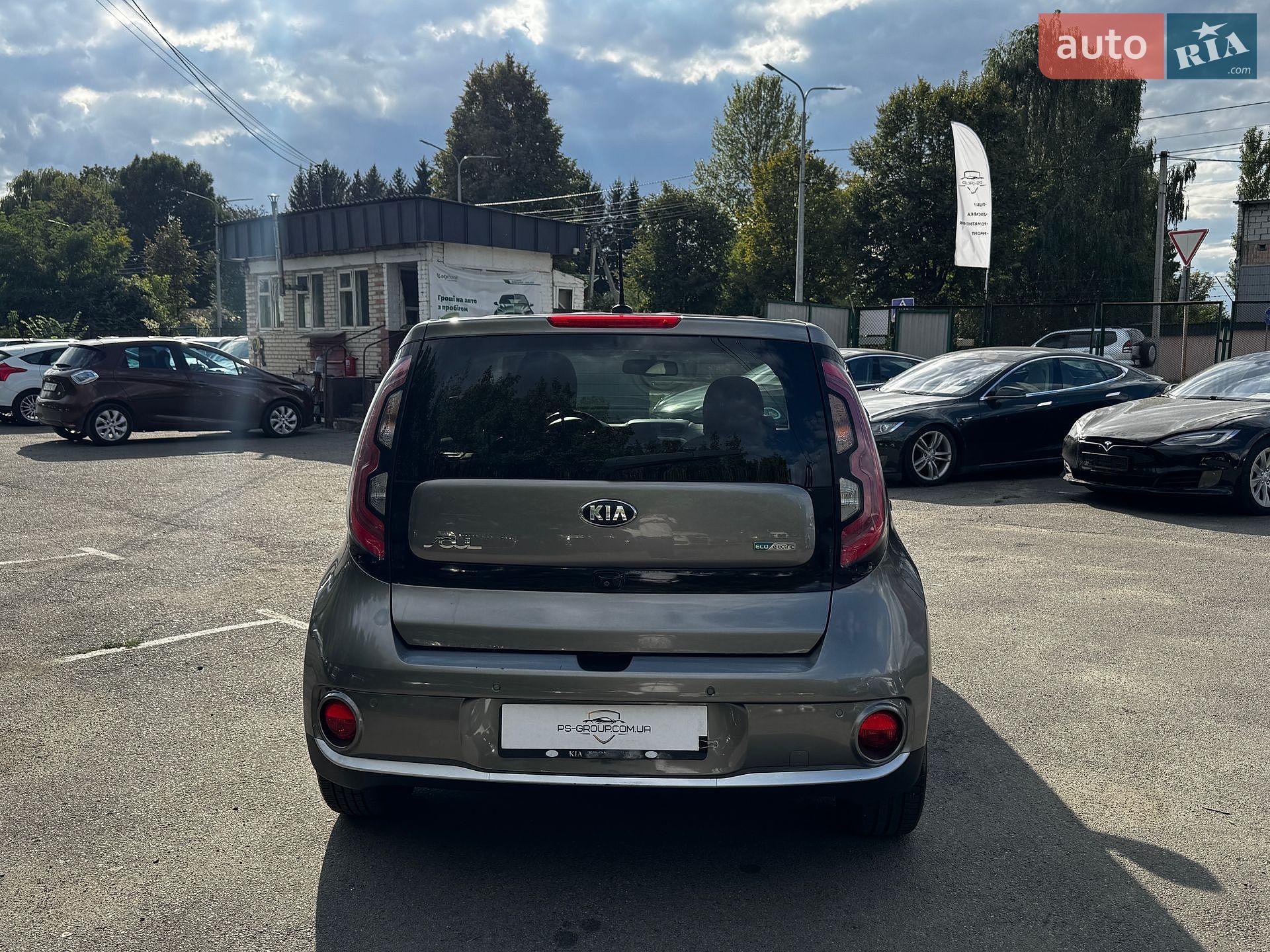 Kia Soul 2014 VIN KNAJX81EFF7002530 фото оголошення 9 з 44