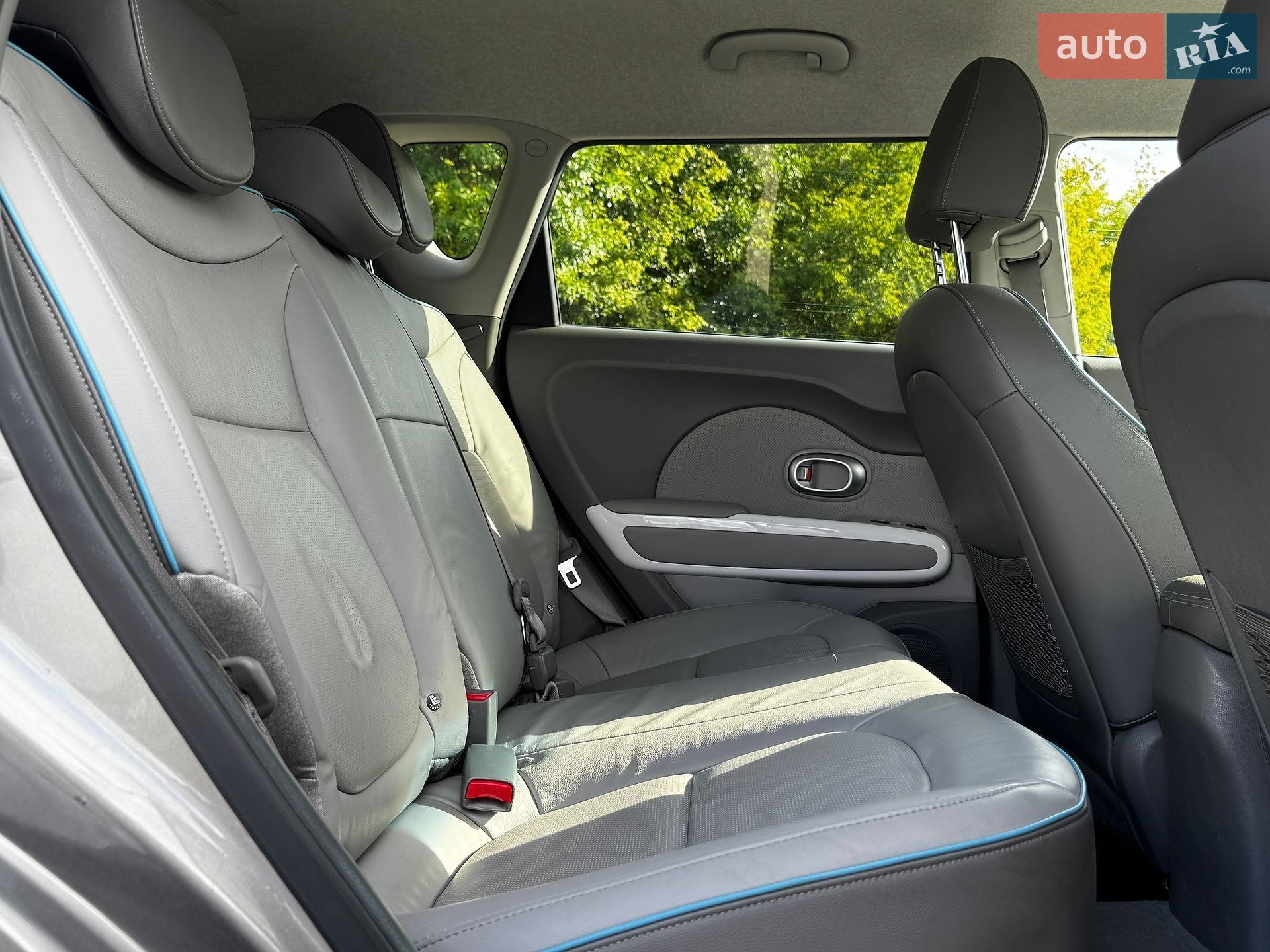 Kia Soul 2014 VIN KNAJX81EFF7002530 фото оголошення 20 з 44