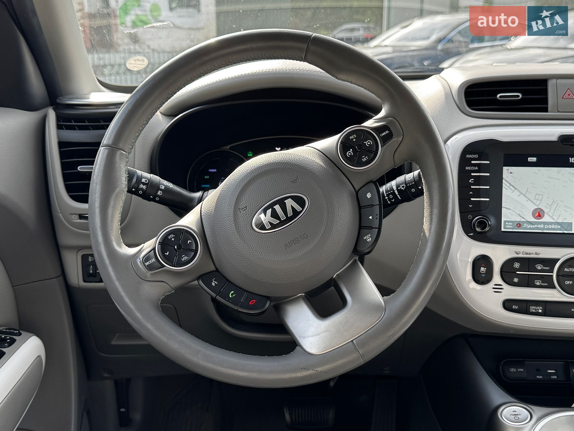 Kia Soul 2014 VIN KNAJX81EFF7002530 фото оголошення 23 з 44